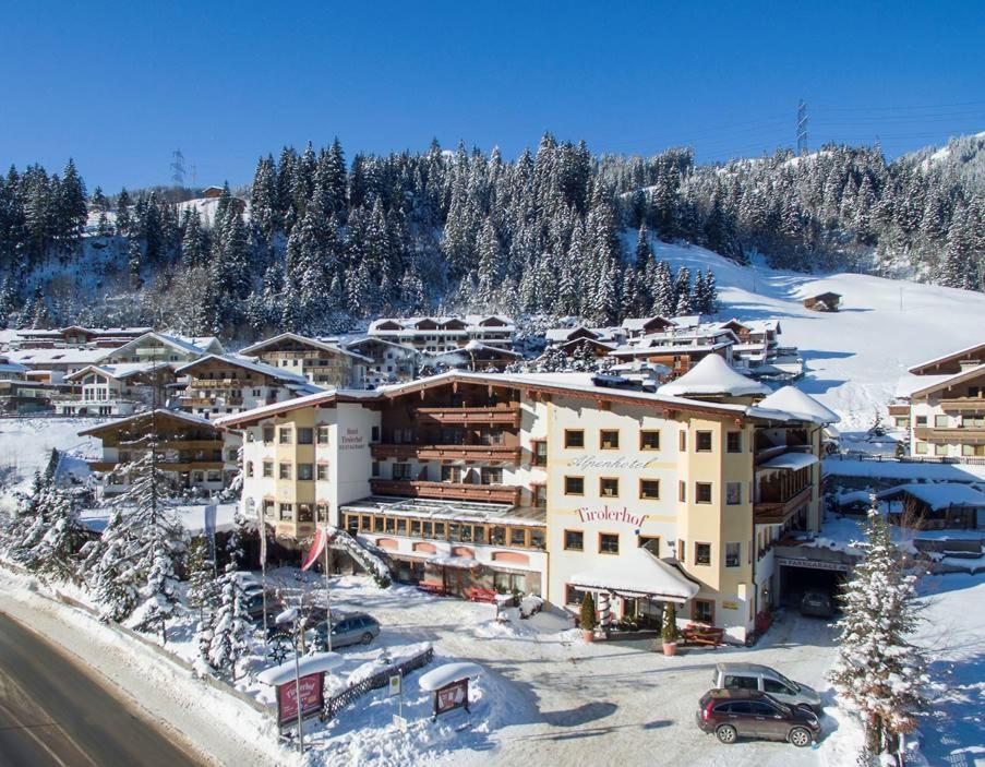 Alpenhotel Tirolerhof 겔로스 외부 사진