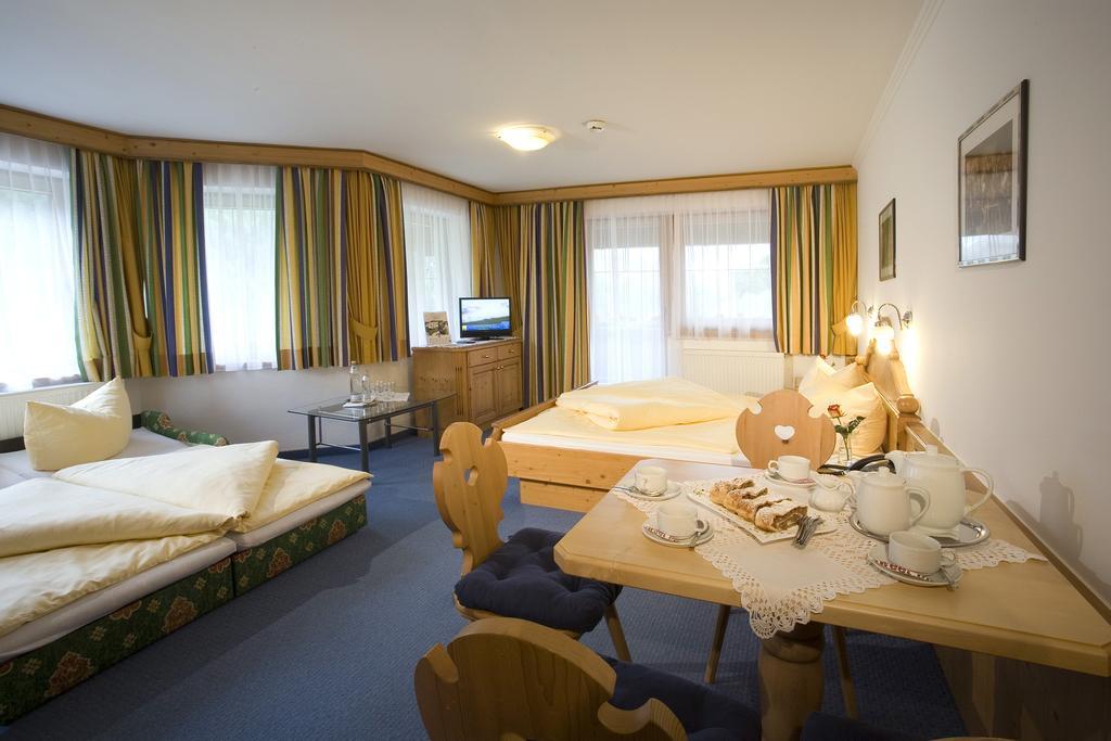 Alpenhotel Tirolerhof 겔로스 외부 사진