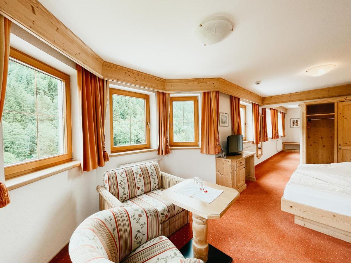 Alpenhotel Tirolerhof 겔로스 외부 사진